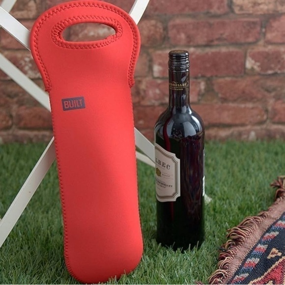 Built Insulated Neoprene Wine Tote, red - Picture 1 of 5